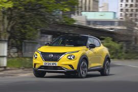 Nissan Juke Hybrid front corner