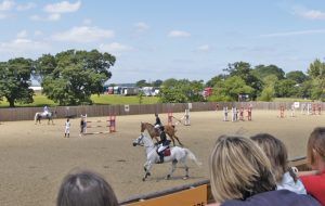 Hickstead, show jumping, jumping, arena competition, Spectators, watching, warm -up, practise