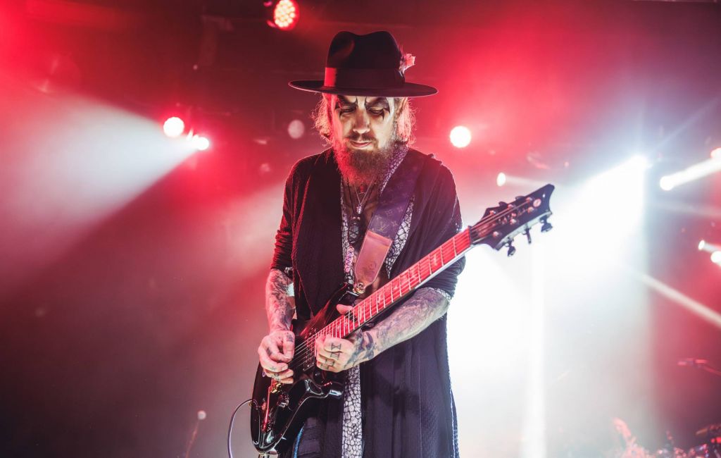 Dave Navarro of Jane's Addiction performs at La Riviera on June 18, 2024 in Madrid, Spain. (Photo by Javier Bragado/Redferns)