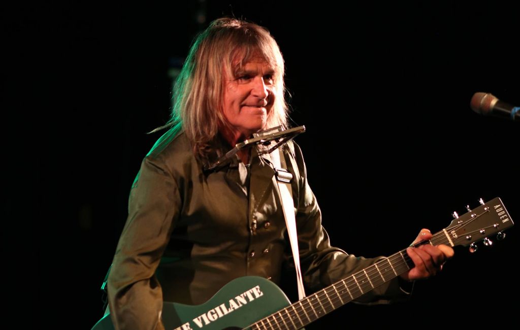 Mike Peters of the Alarm performs at Portsmouth Wedgewood Rooms on June 07, 2023 in Portsmouth, England. (Photo by Harry Herd/Redferns)