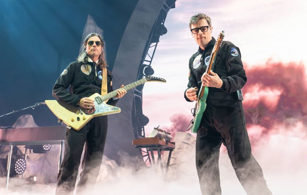 Brian Bell and Rivers Cuomo of Weezer perform at Golden 1 Center on October 08, 2024 in Sacramento, California. (Photo by Steve Jennings/Getty Images)