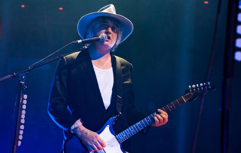 Pete Doherty of The Libertines perform at The Roundhouse on October 30, 2024 in London, England. (Photo by Lorne Thomson/Redferns)