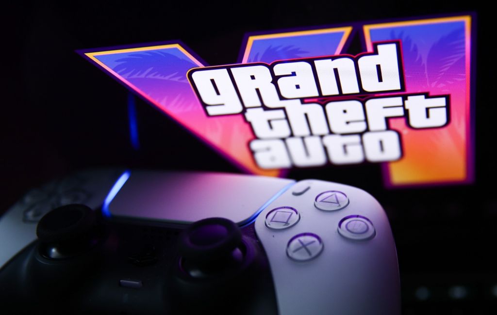 Illustration photo of 'Grand Theft Auto 6' trailer and PS5 controller.