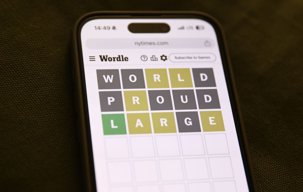 'Wordle' being played on a mobile phone.