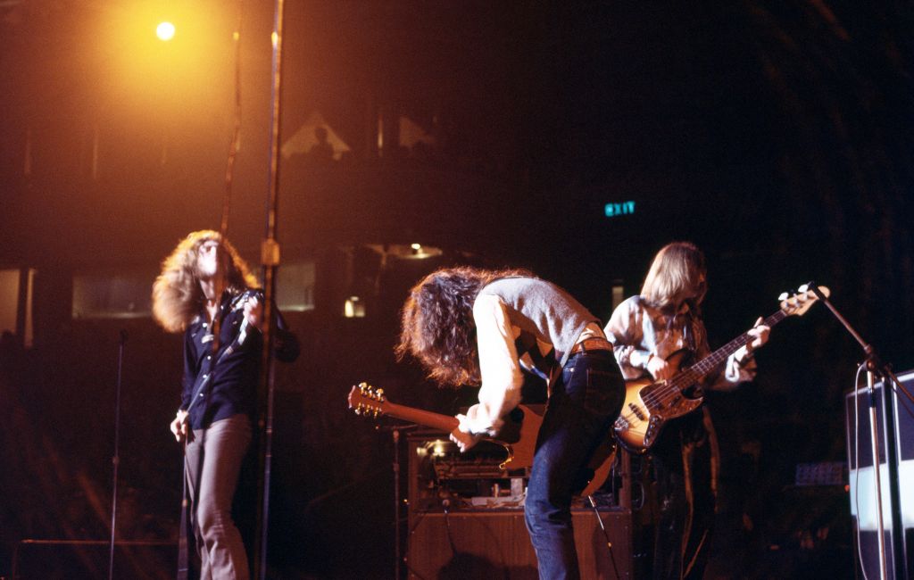 Led Zeppelin