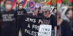 Jews Say No to Genocide protesting outside of Pride of Israel Synagogue.