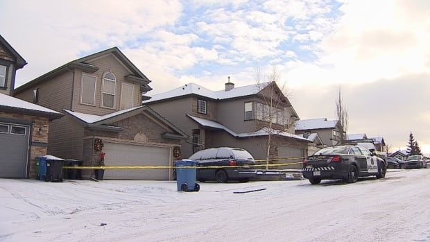 Calgary police's homicide unit are investigating a death that occurred in the city's Kincora neighbourhood on Sunday night.