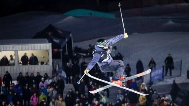 Two Canadian freestyle skiers.