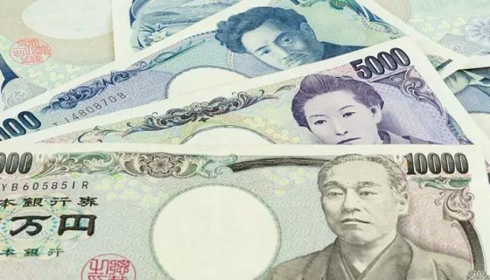 The 8 oldest currencies still in use around the world