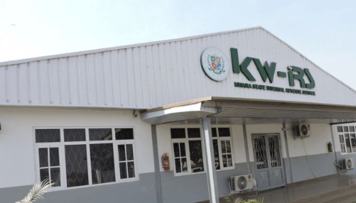 Tax quiz: Kwara rewards three schools with N5m