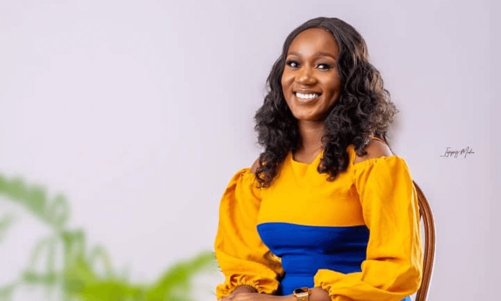 How Oluwatimileyin makes money from designing