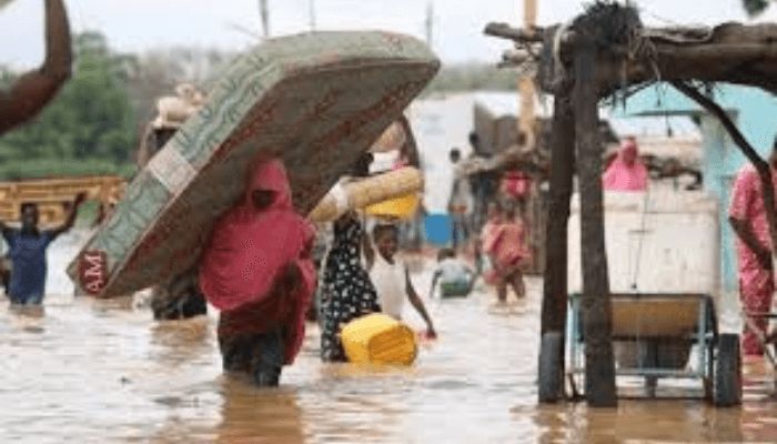 Borno: Indigenes, city residents pick pieces after the deluge