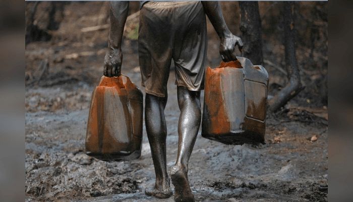 Troops foil oil theft worth N91bn, destroy 3,051 dugout pits