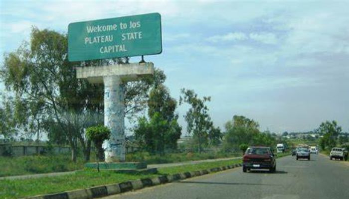 Plateau govt pledges more infrastructure, inspects road project in Jos