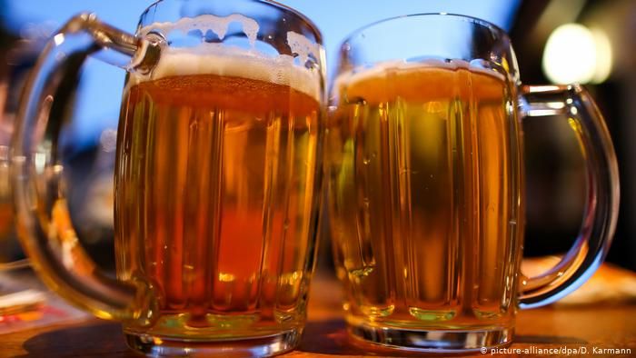 Nigerians still love beer despite economy downturn