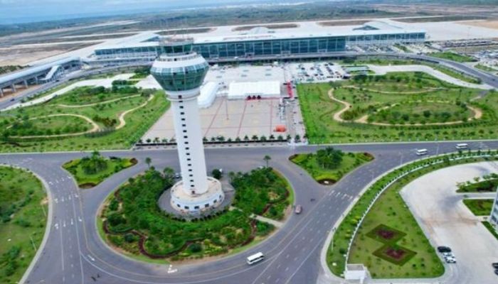 Angola opens £3bn international airport to serve 15m passengers annually