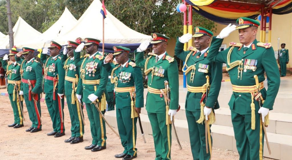 15 top Nigerian army generals leave service