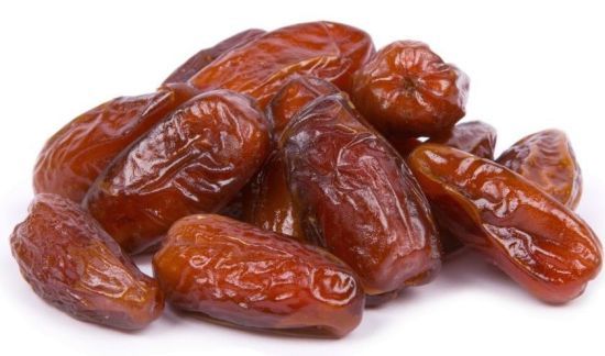 Dates palm fruits