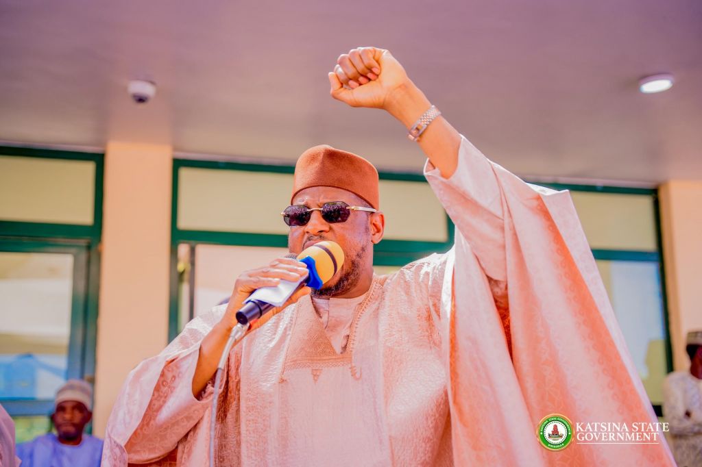 Governor Dikko addressing the party officials at the meeting