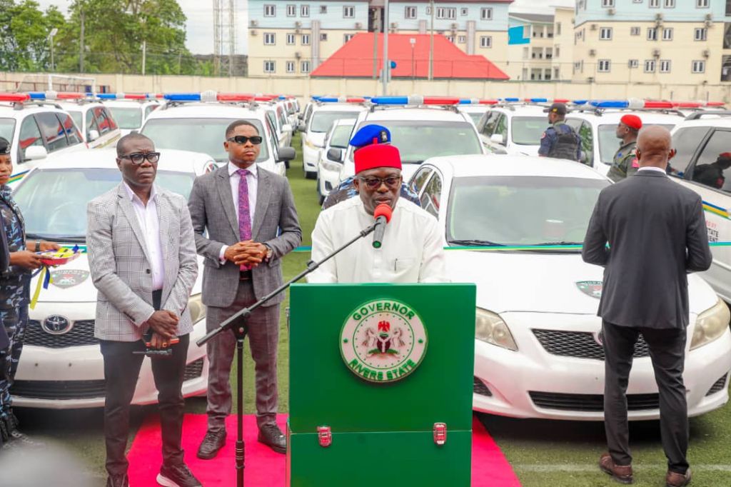 Gov Fubara presents 100 patrol vehicles to police in Rivers