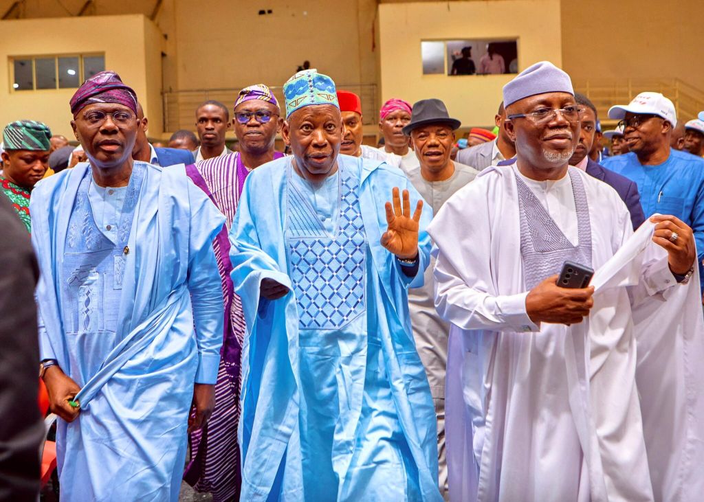 Gov. Babajide Sanwo-Olu of Lagos State, APC National Chairman, Alhaji Abdullahi Ganduje and Gov. Lucky Aiyedatiwa of Ondo State arriving for the South-West APC Governors’ Forum stakeholders meeting on Sunday in Akure.