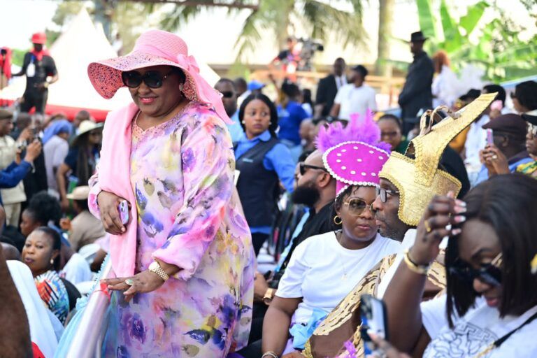 Former First Lady Aisha Buhari at the Calabar Carnival Street Party in Calabar, on Saturday.