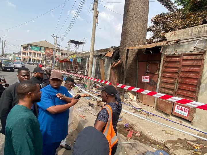 The council chairperson, Chijioke Ihunwo at the gas explosion scene