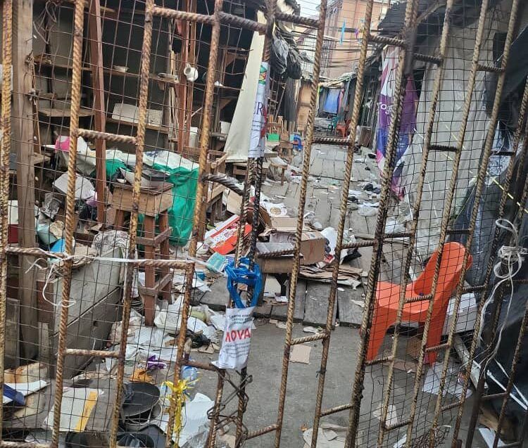 Frontage of a Lagos market shut down by the government (PHOTO CREDIT: @tokunbo_wahab)