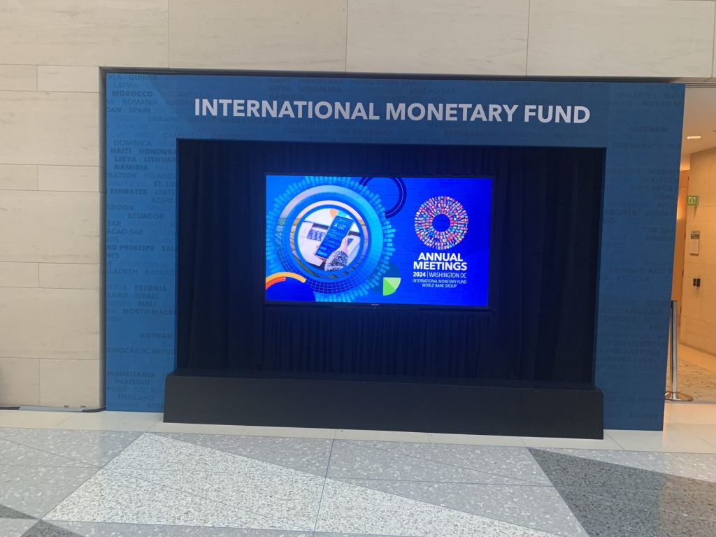 International Monetary Fund (IMF)