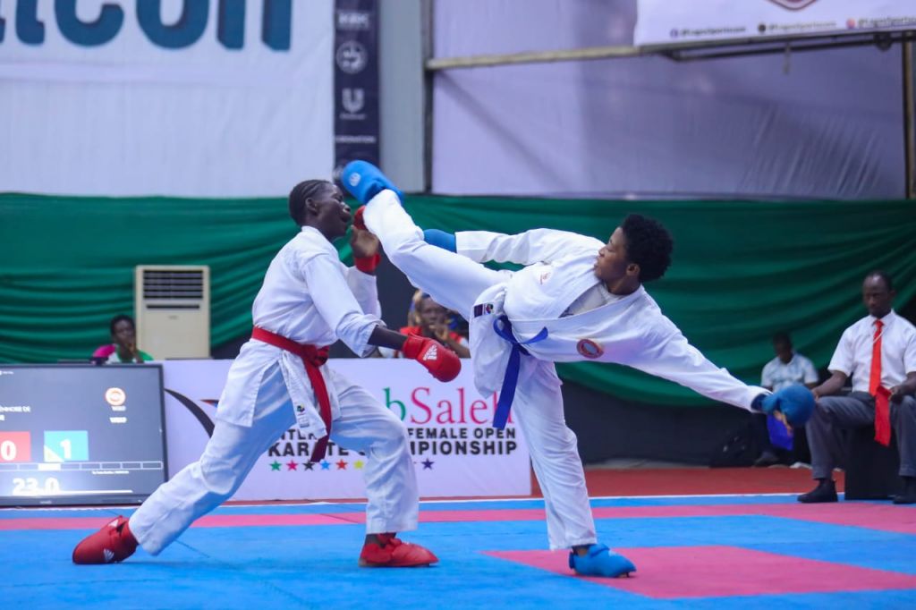 Action during one of the final bouts at the Molade Okoya Thomas Indoor Sports Hall [Photo Credit Supashegs Photos]