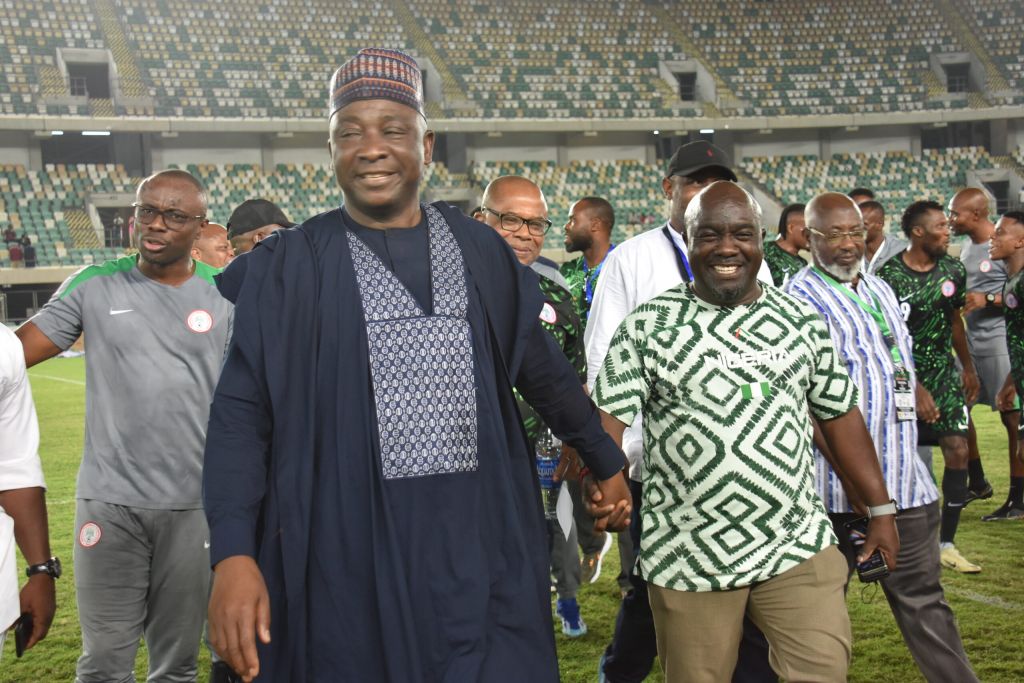 On Saturday, Gusau (left) with the DG of NSC, Olopade and NFF GS Sanusi at the Godswill Akpabio Stadium, Uyo