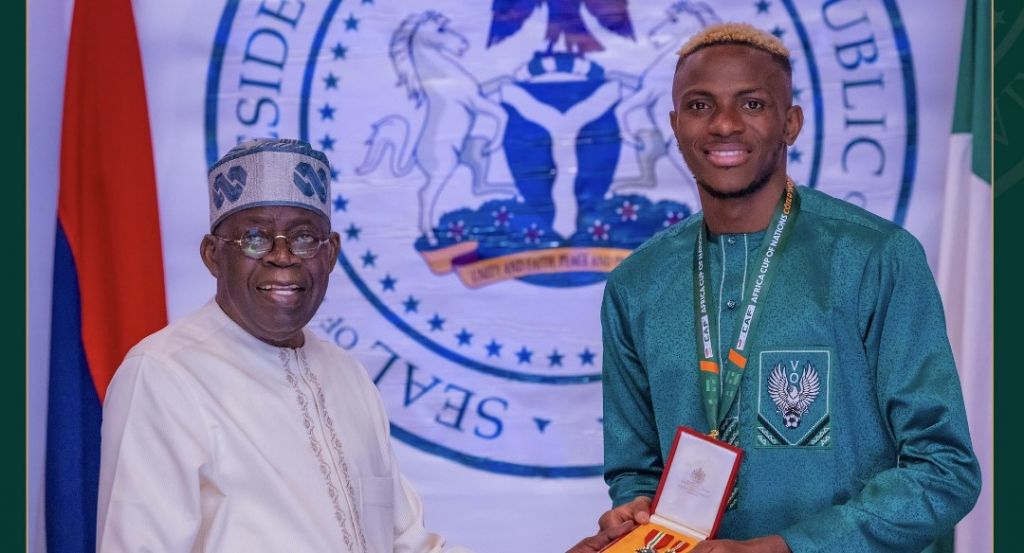 President Tinubu with Victor Osimhen when he hosted the Super Eagles at the Aso Rock Villa