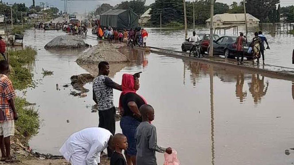 Edo govt releases over ₦300m relief materials to flood victims