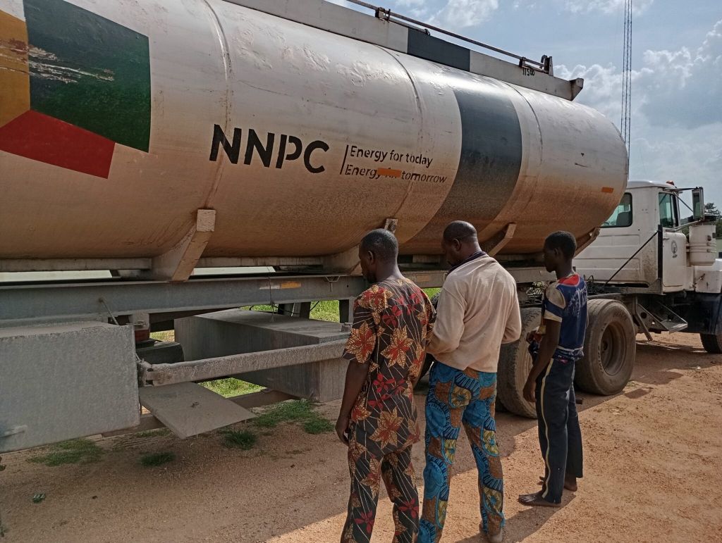 NNPCL truck driver arrested for diverting 10,000 litres of petrol [NAN]