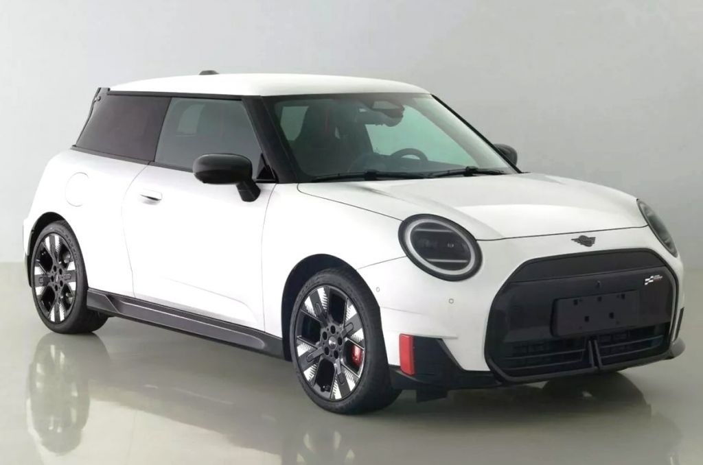 Mini JCW E front