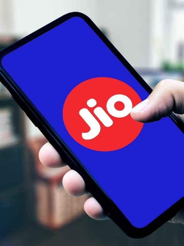 Jio के 11 रुपये के प्लान की आंधी में उड़ गए BSNL-Vi, डिटेल्स देखें