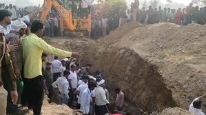 Four dead, many injured in mound collapse in UP’s Kasganj; CM Yogi expresses grief