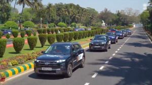 Indian Navy's car rally along East Coast reaches Odisha