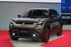 Suzuki eVitara launch front quarter