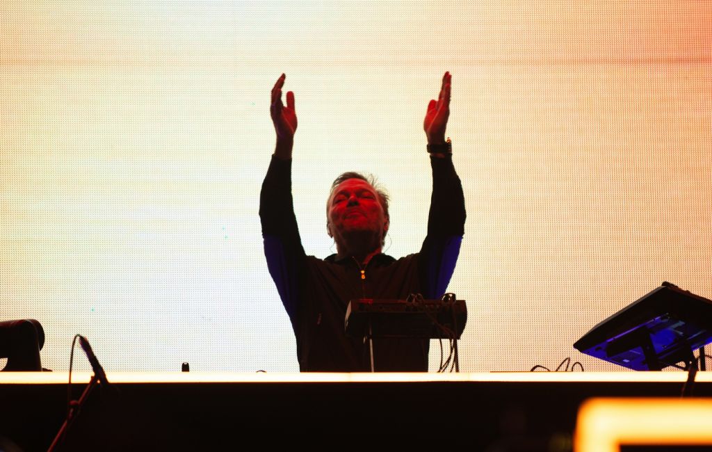 Pete Tong performing live on stage