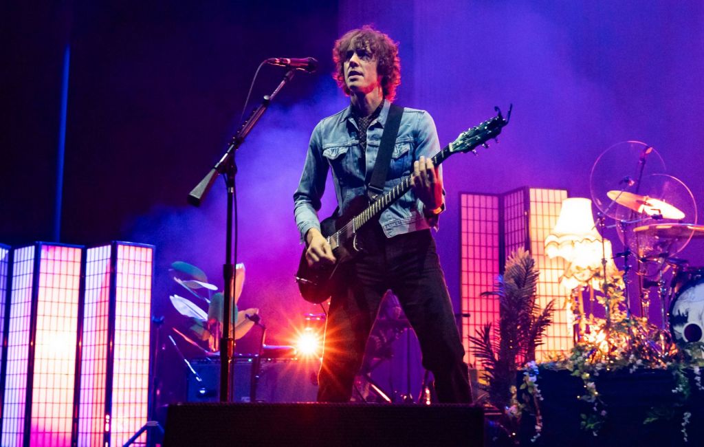 ohnny Borrell of Razorlight performs at O2 Academy Brixton on November 21, 2024 in London, England. (Photo by Lorne Thomson/Redferns)