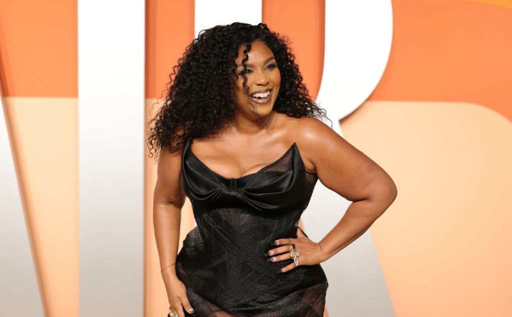 Lizzo attends the Vanity Fair Oscar Party. Credit - Neilson Barnard