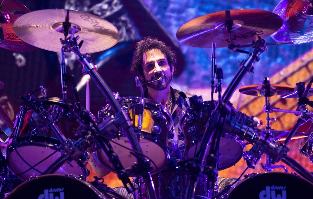 Deen Castronovo