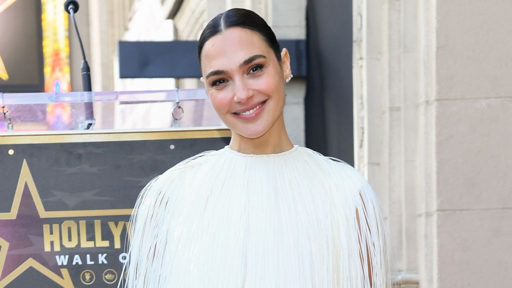 Gal Gadot attends her Hollywood Walk of Fame Star ceremony. CREDIT: Alberto E. Rodriguez/Getty Images for Disney.