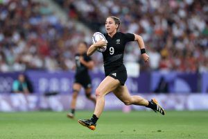 New Zealand's Jazmin Felix-Hotham on her way to scoring a try against China in the Olympics Rugby Sevens quarter-finals.