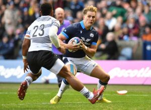 Scotland's Duhan van der Merwe evades a challenge in his team's 2022 autumn international against Fiji.