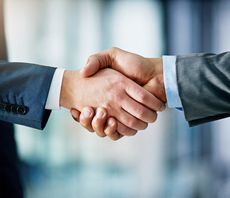 Fidelity reunites Mike Riddell with ex-Allianz colleague to bolster fixed income division