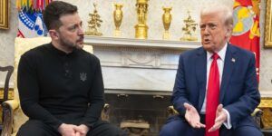 Ukranian president Volodymyr Zelensky and US president Donald Trump in the Oval Office.