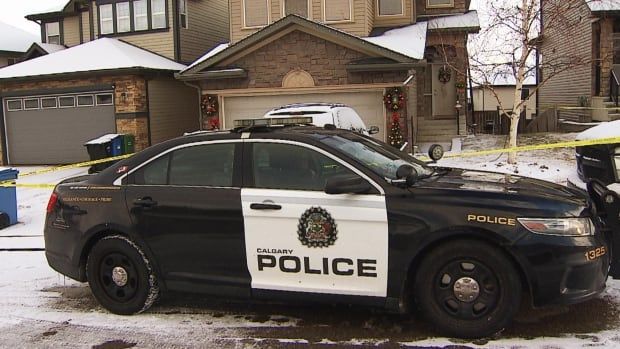 Calgary police's homicide unit are investigating a death that occurred in the city's Kincora neighbourhood on Sunday night.