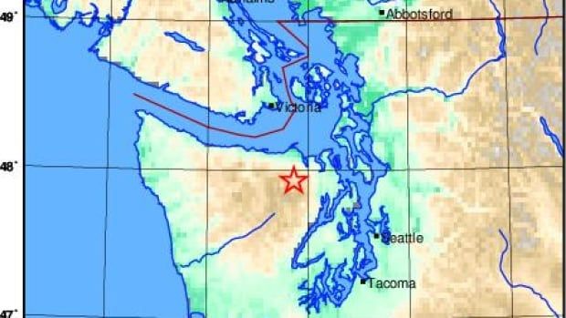 A map points to an earthquake epicentre south of Victoria in Washington state.